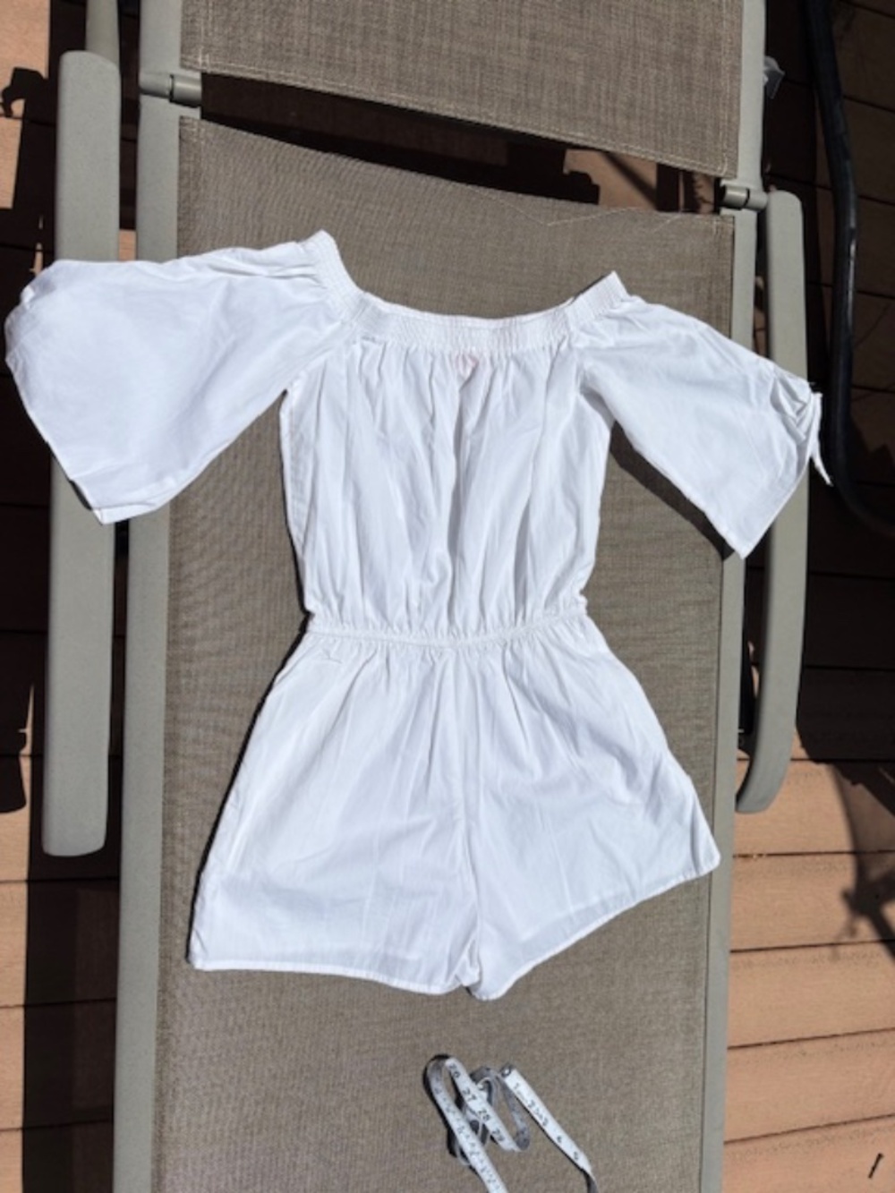 White Off the Shoulder Romper with Cuff Ties great condition women/YA size XS